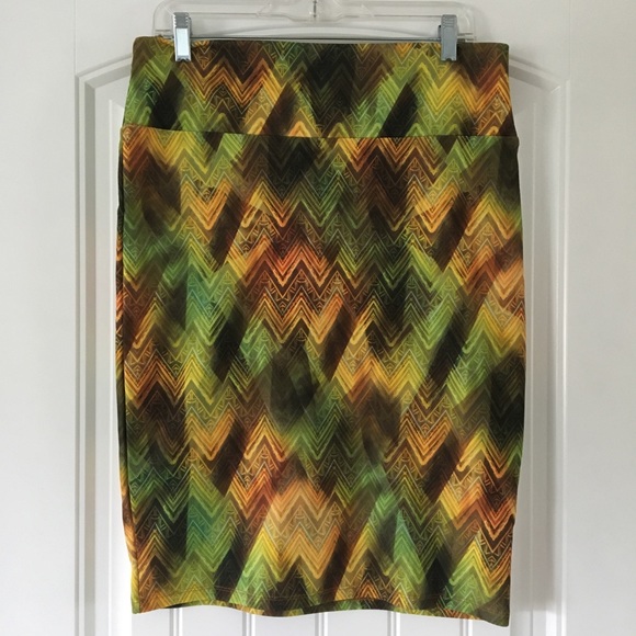 LuLaRoe Dresses & Skirts - 🌸3 for $18 Lularoe Cassie Pencil Skirt